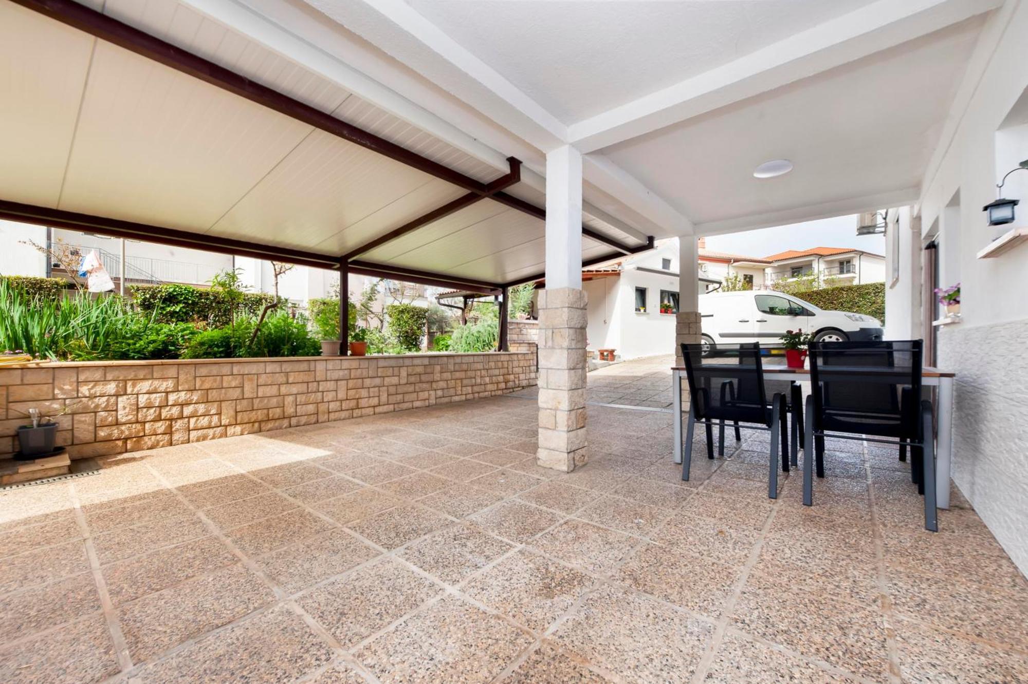 Apartments And Room Silvana Ρόβινι Εξωτερικό φωτογραφία