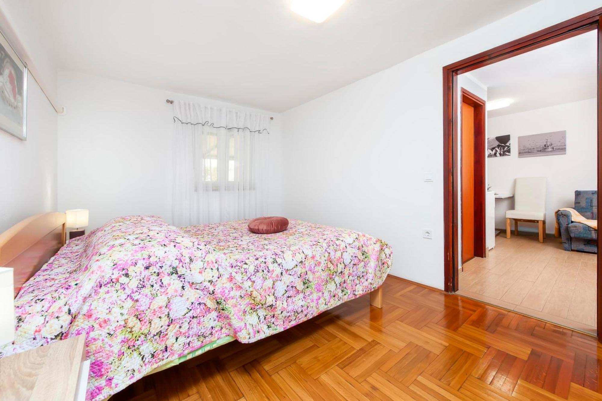 Apartments And Room Silvana Ρόβινι Εξωτερικό φωτογραφία