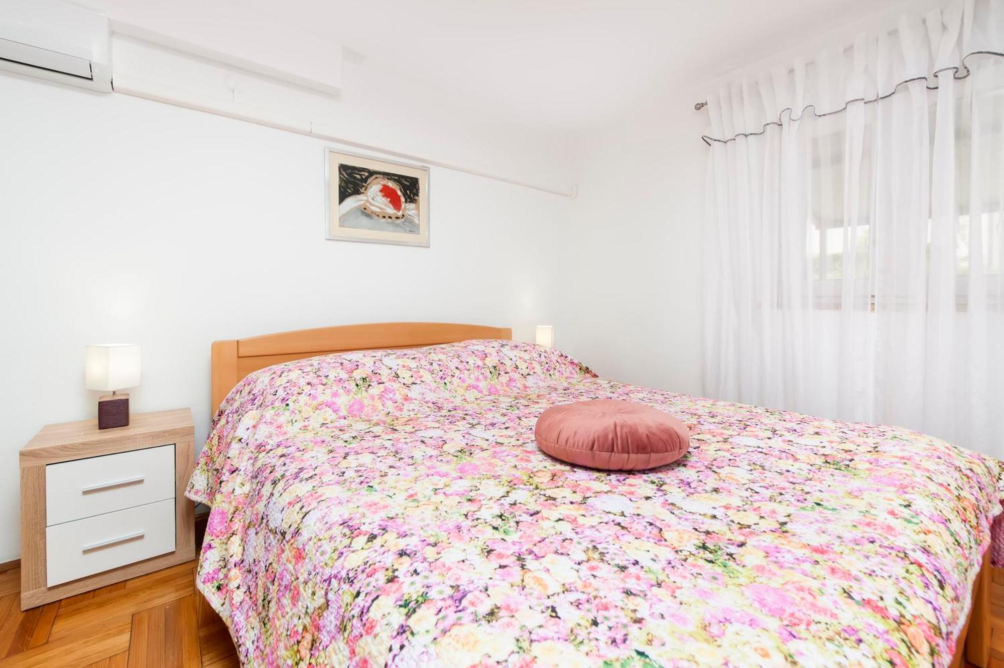 Apartments And Room Silvana Ρόβινι Εξωτερικό φωτογραφία