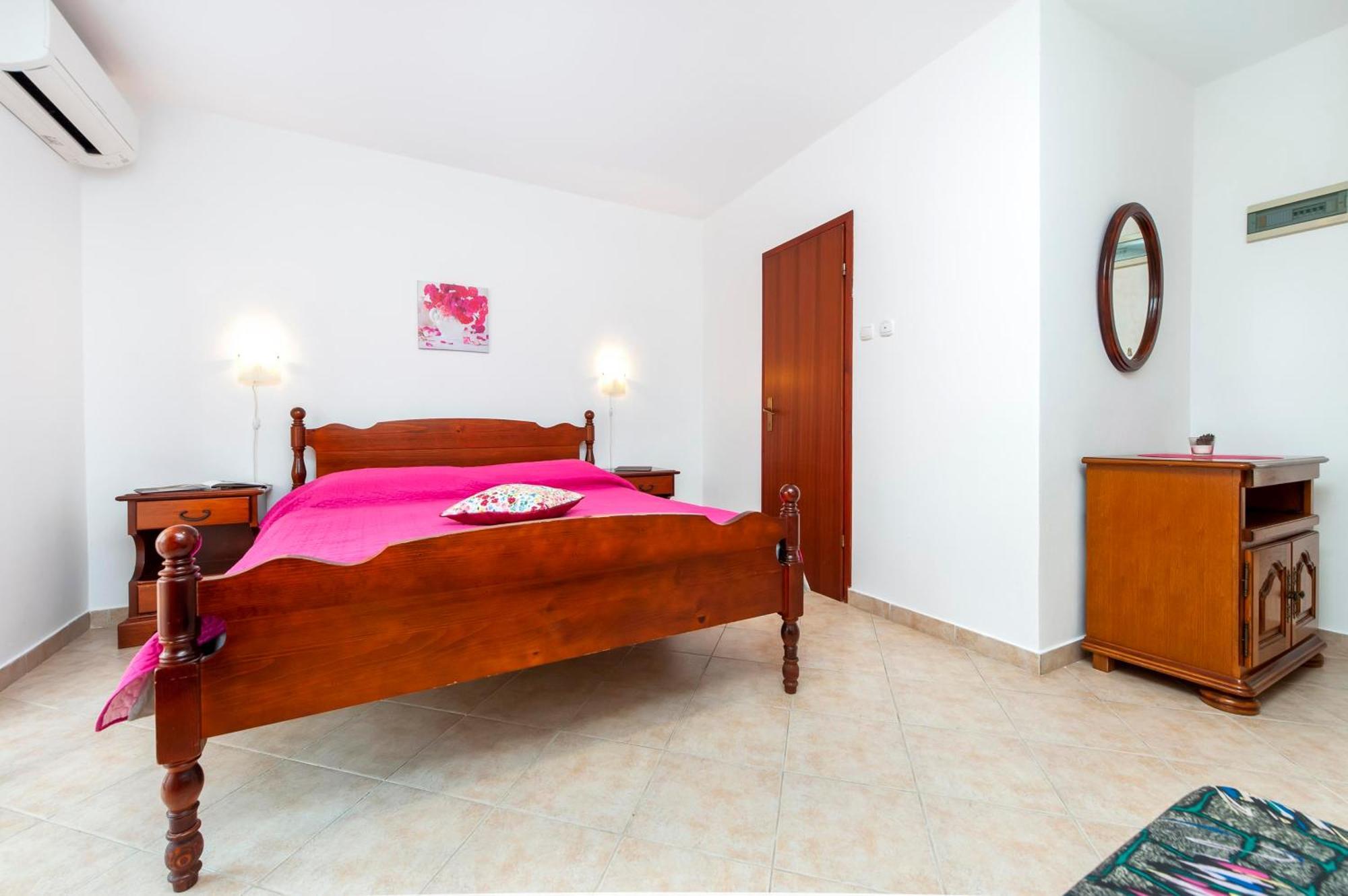 Apartments And Room Silvana Ρόβινι Εξωτερικό φωτογραφία